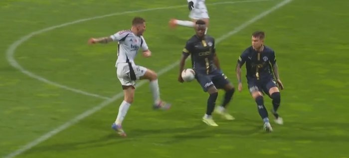 Beşiktaş penaltı bekledi!- Beşiktaş