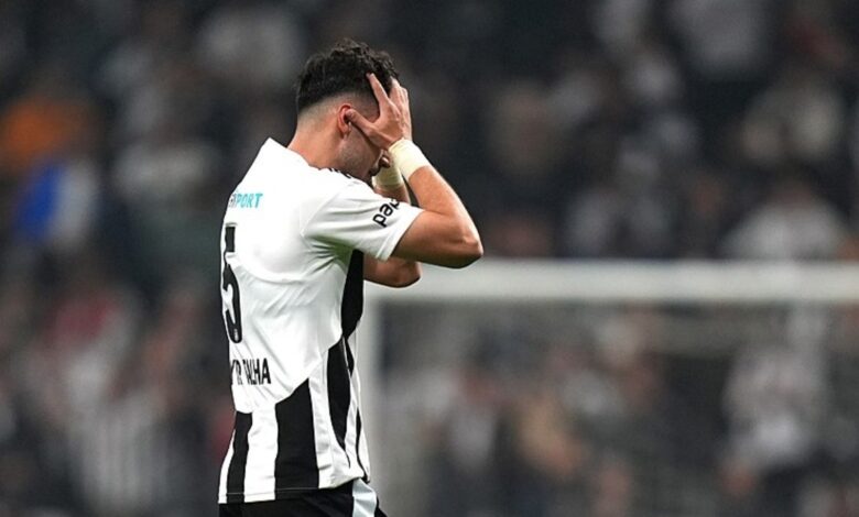 Beşiktaşlı futbolcu Tayyip Talha Sanuç'tan özür paylaşımı 12 Beşiktaşlı futbolcu Tayyip Talha Sanuç'tan özür paylaşımı- Beşiktaş