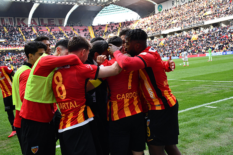 Fenerbahçe-Bellona Kayserispor maçı ne zaman, saat kaçta ve hangi kanalda?- Fenerbahçe