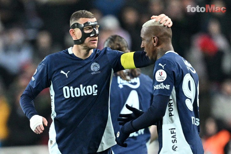 FENERBAHÇE HABERİ: Ahmet Çakar'dan flaş penaltı yorumu! "Şeklen..."- Fenerbahçe