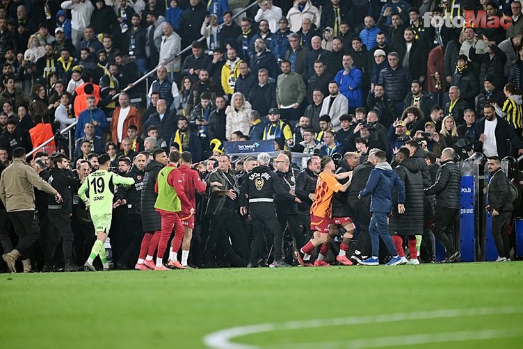 FENERBAHÇE HABERİ - Mourinho, Fred ve Mert Hakan Yandaş Trabzonspor maçında olacak mı? İşte yanıtı- Fenerbahçe