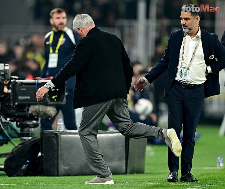 FENERBAHÇE HABERİ - Usta yazardan sert eleştiri: "Mourinho istifa mektubunu imzalamalı!"- Fenerbahçe