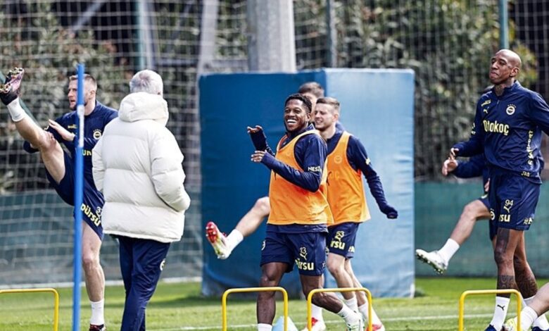 FENERBAHÇE HABERLERİ - Mourinho Sivas planını belirledi! 18 FENERBAHÇE HABERLERİ - Mourinho Sivas planını belirledi!- Fenerbahçe