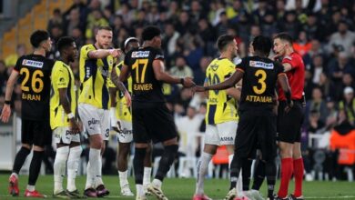 Fenerbahçe penaltı bekledi hakem 'Devam' dedi!- Futbol