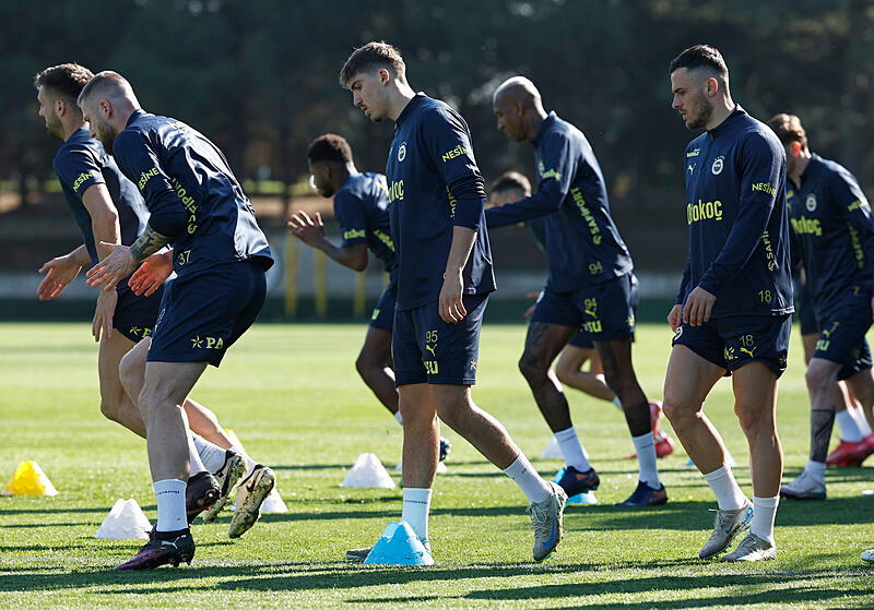 Fenerbahçe-Trabzonspor maçı ne zaman, saat kaçta? Fenerbahçe-Trabzonspor maçı hangi kanalda yayınlanacak?- Ligler