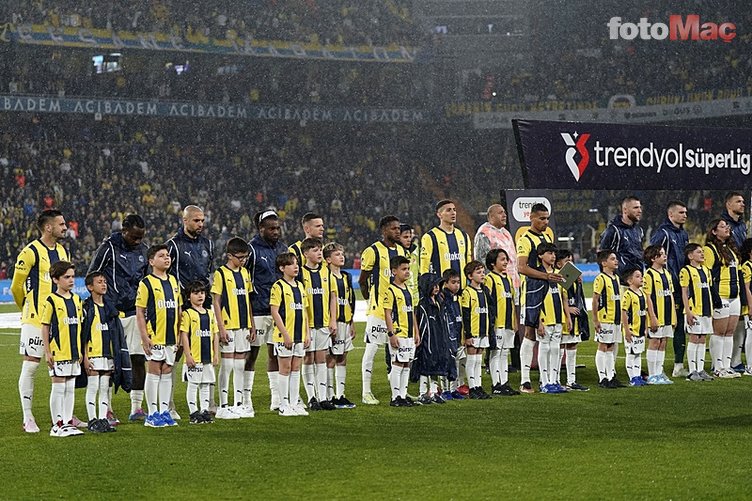 Fenerbahçe'de Sivas deplasmanı öncesi beklenmeyen sıkıntı!- Fenerbahçe
