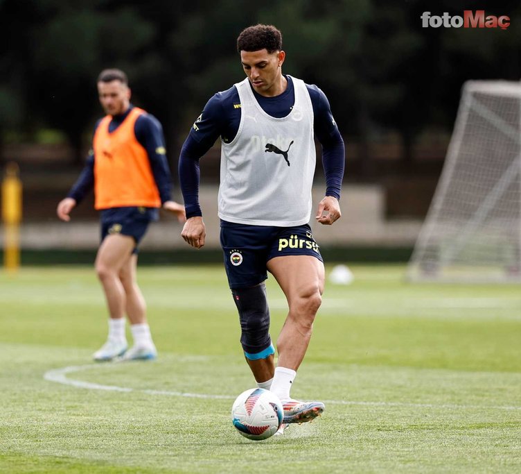 Fenerbahçeli yıldıza tepkiler çığ gibi! Maç sonrası taraftardan sosyal medyada sert eleştiri- Fenerbahçe