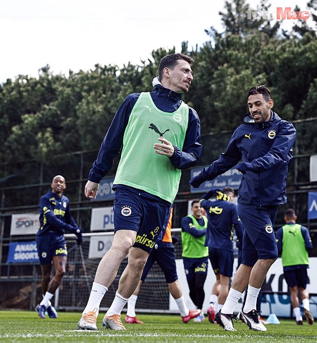 Fenerbahçe'ye fırsat transferi! Son kararı Mourinho verecek- Fenerbahçe
