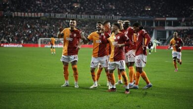 Galatasaray'da iç transferde çifte imza! İki yıldız ile anlaşma tamam- Futbol