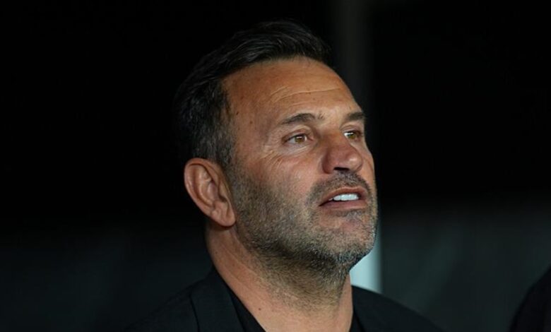 Galatasaray'da Okan Buruk Süper Lig'de tarihe geçti! 16 Galatasaray'da Okan Buruk Süper Lig'de tarihe geçti!- Futbol