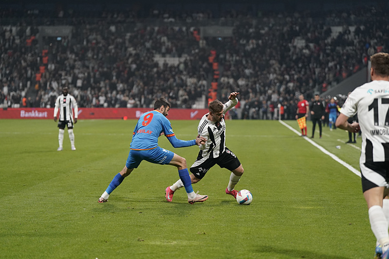 Göztepe Beşiktaş MAÇI CANLI İZLE | Göztepe Beşiktaş maçı saat kaçta ve hangi kanalda canlı yayınlanacak?- Beşiktaş