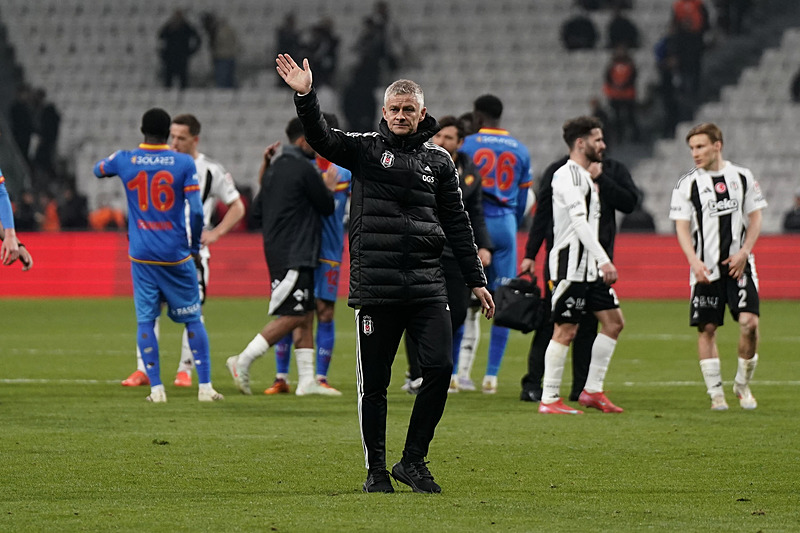 Göztepe Beşiktaş MAÇI CANLI İZLE | Göztepe Beşiktaş maçı saat kaçta ve hangi kanalda canlı yayınlanacak?- Beşiktaş