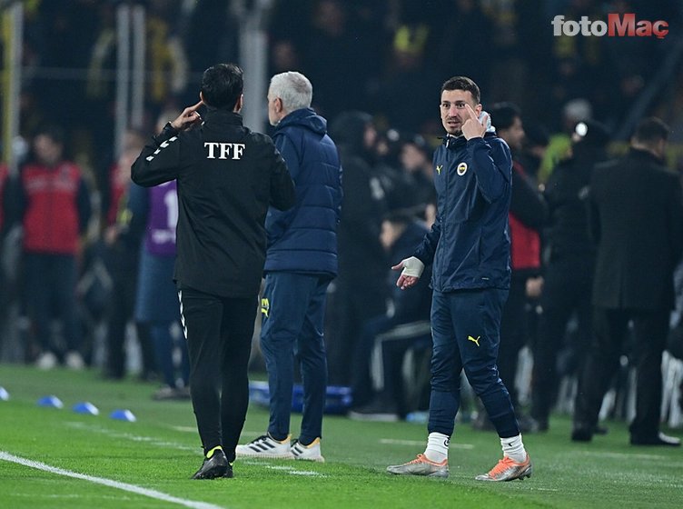 Mert Hakan Yandaş'ın kırmızı kartında yaşanan ilginç diyalog!- Fenerbahçe