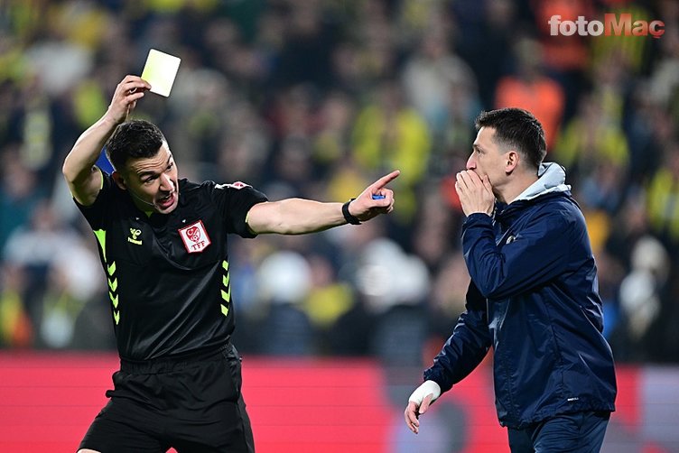 Mert Hakan Yandaş'ın kırmızı kartında yaşanan ilginç diyalog!- Fenerbahçe