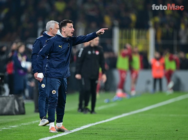 Mert Hakan Yandaş'ın kırmızı kartında yaşanan ilginç diyalog!- Fenerbahçe