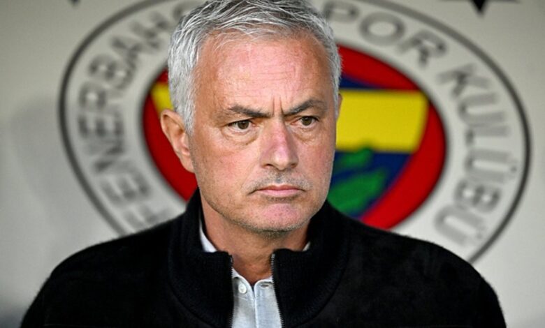 Mourinho’dan Fenerbahçe’ye sürpriz talep! Yönetim onay verdi 20 Mourinho’dan Fenerbahçe’ye sürpriz talep! Yönetim onay verdi- Fenerbahçe