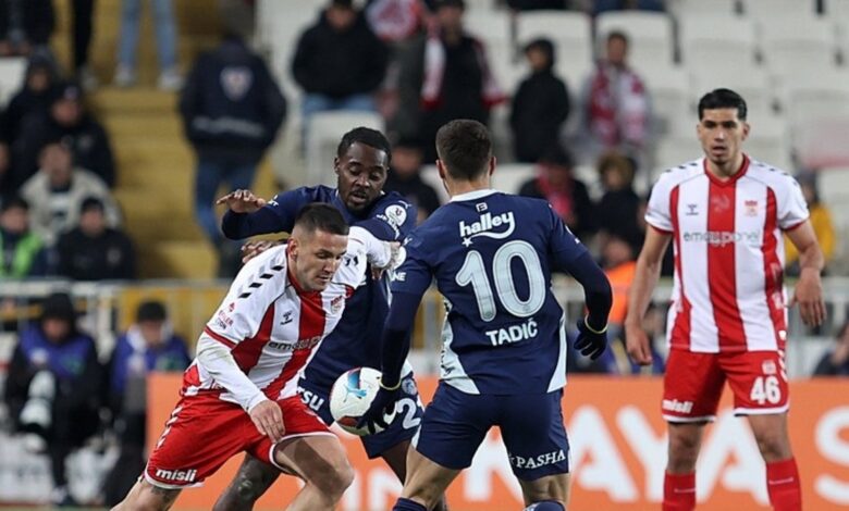 Spor yazarları Net Global Sivasspor-Fenerbahçe maçını değerlendirdi 23 Spor yazarları Net Global Sivasspor-Fenerbahçe maçını değerlendirdi- Fenerbahçe