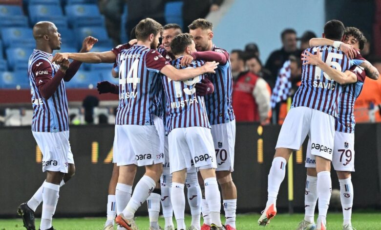 Spor yazarları Trabzonspor-Çaykur Rizespor maçını değerlendirdi 15 Spor yazarları Trabzonspor-Çaykur Rizespor maçını değerlendirdi- Trabzonspor