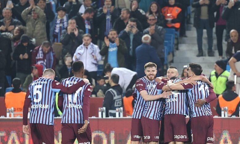 Spor yazarları Trabzonspor - Göztepe maçını değerlendirdi 16 Spor yazarları Trabzonspor - Göztepe maçını değerlendirdi- Trabzonspor