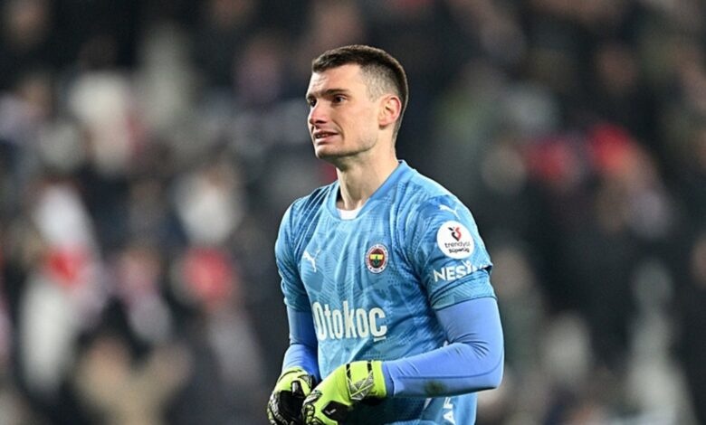 TRANSFER HABERİ - Fenerbahçe Livakovic'in bonservisini belirledi! 3 talip birden çıktı 19 TRANSFER HABERİ - Fenerbahçe Livakovic'in bonservisini belirledi! 3 talip birden çıktı- Fenerbahçe