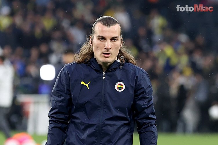 TRANSFER HABERİ - Fenerbahçe'den savunma operasyonu! 7 isimden 3'ü gidecek- Fenerbahçe