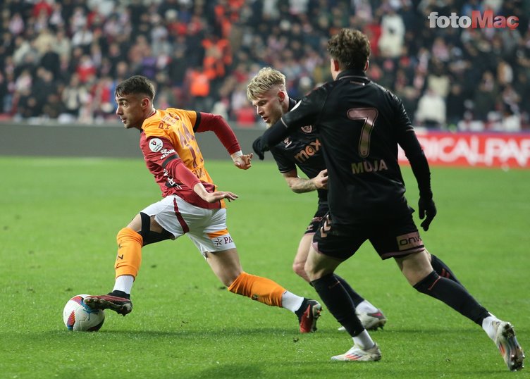 TRANSFER HABERİ - Galatasaray milli yıldızla anlaşma sağladı! Menajeri görüşmeye geliyor- Futbol