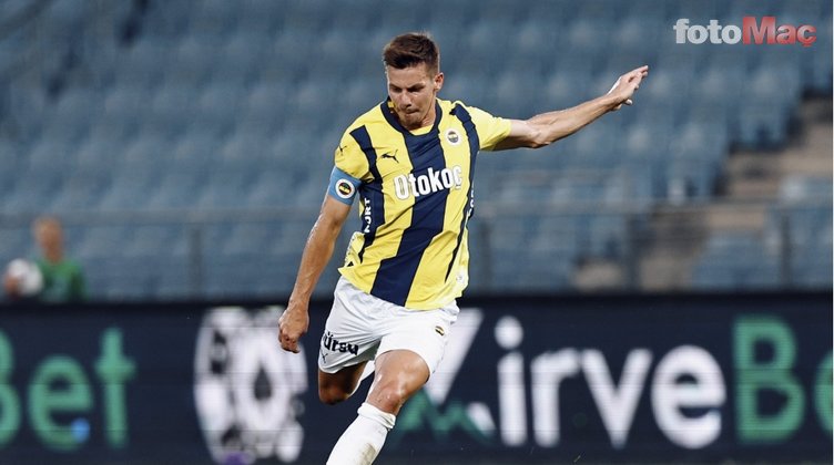 TRANSFER HABERLERİ | Fenerbahçe'ye o isimlerden haber var! Mourinho kadroda düşünmemişti- Fenerbahçe