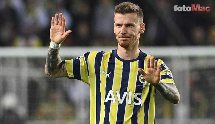 TRANSFER HABERLERİ | Fenerbahçe'ye o isimlerden haber var! Mourinho kadroda düşünmemişti- Fenerbahçe