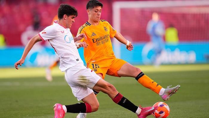 Arda Güler, Carmona'nın belini kırdı, İspanyollar ayağa kalktı: Önümüzdeki 2-3 sezon... 18 Arda Güler, Carmona'nın belini kırdı, İspanyollar ayağa kalktı: Önümüzdeki 2-3 sezon...- Futbol