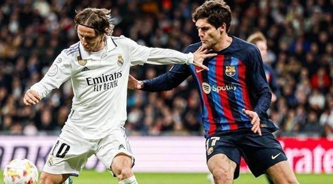 Arda Güler'in çabası yetmedi! 7 gollü nefis maçta kazanan Barcelona oldu | Barcelona - Real Madrid maç sonucu: 4-3 27 Arda Güler'in çabası yetmedi! 7 gollü nefis maçta kazanan Barcelona oldu | Barcelona - Real Madrid maç sonucu: 4-3- Futbol