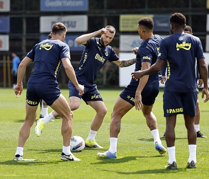 Başakşehir Fenerbahçe CANLI İZLE | F.Bahçe maçı ne zaman, saat kaçta, hangi kanalda canlı yayınlanacak?- Fenerbahçe