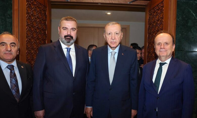 Başkan Recep Tayyip Erdoğan, Turgut’u kabul etti 11 Başkan Recep Tayyip Erdoğan, Turgut’u kabul etti- Futbol