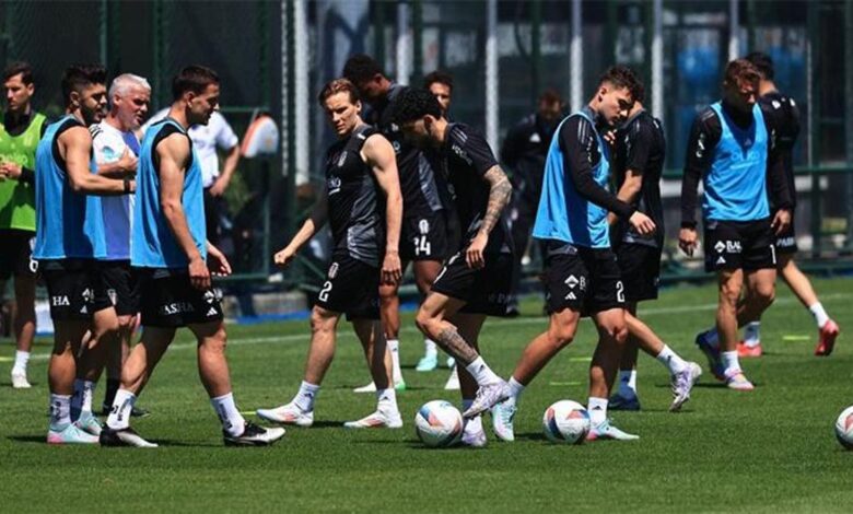 Beşiktaş Alanyaspor hazırlıklarını sürdürdü 11 Beşiktaş Alanyaspor hazırlıklarını sürdürdü- Futbol