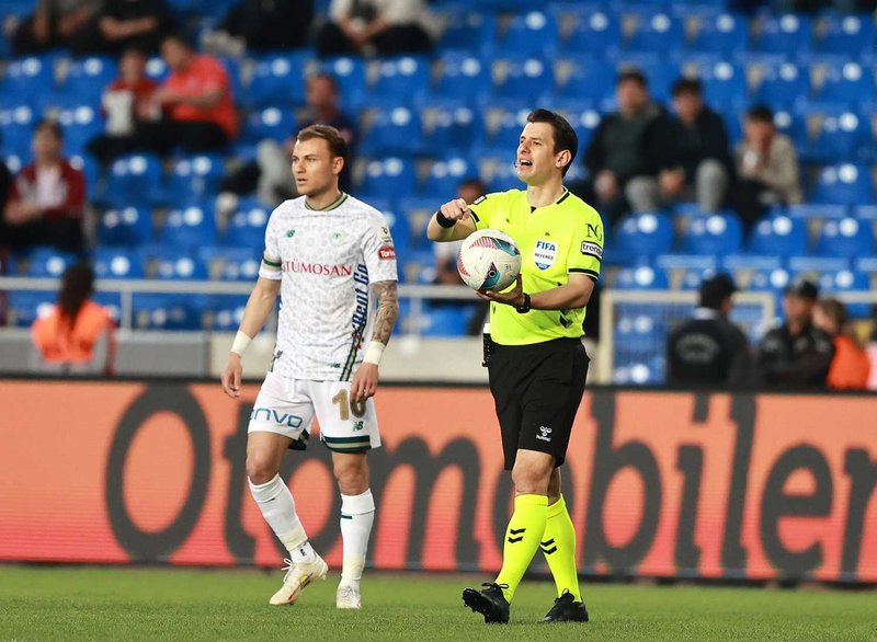 Beşiktaş - Rizespor maçı izle | Beşiktaş-Çaykur Rizespor maçı ne zaman, saat kaçta ve hangi kanalda?- Beşiktaş