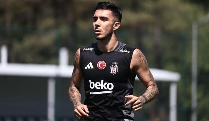 Beşiktaşlı Emirhan Topçu gönlünü genç oyuncuya kaptırdı! Danla Bilic sonrası bomba 19 Beşiktaşlı Emirhan Topçu gönlünü genç oyuncuya kaptırdı! Danla Bilic sonrası bomba- Diğer Haberler