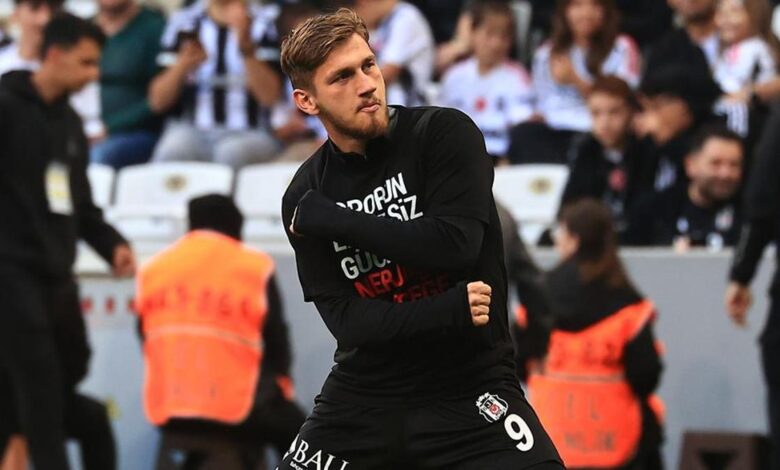 Beşiktaş'ta gündem Semih Kılıçsoy! Yönetimden sürpriz karar... 12 Beşiktaş'ta gündem Semih Kılıçsoy! Yönetimden sürpriz karar...- Futbol