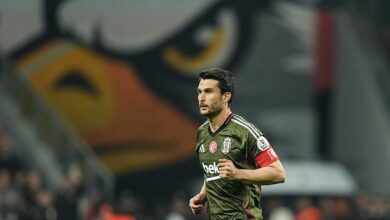 Beşiktaş'ta sahalara dönen Necip Uysal: Benim için özel bir gündü- Futbol