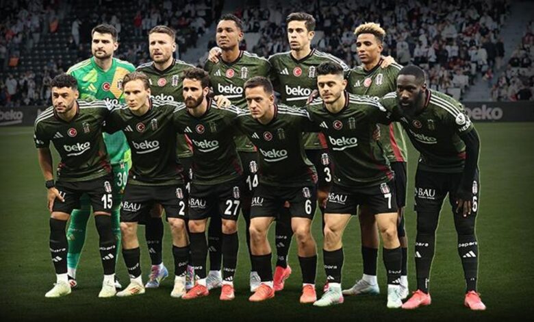 Beşiktaş'tan sakatlık açıklaması! 'Gerilme ve ödem tespit edilmiştir' 12 Beşiktaş'tan sakatlık açıklaması! 'Gerilme ve ödem tespit edilmiştir'- Beşiktaş