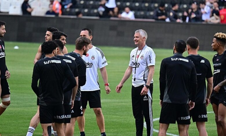 Beşiktaş'tan taraftara açık antrenman 11 Beşiktaş'tan taraftara açık antrenman- Futbol