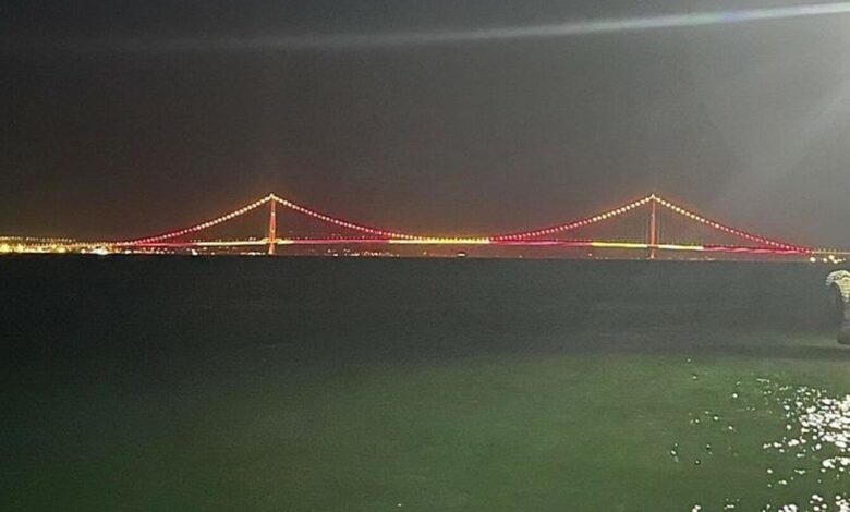 Çanakkale Köprüsü'nde sarı-kırmızı görüntü!- Diğer Haberler