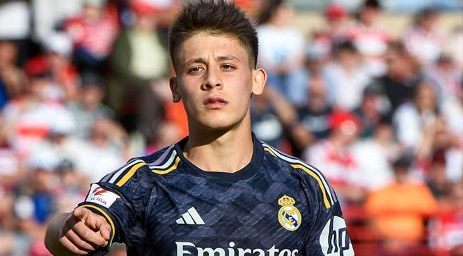 CANLI | Barcelona-Real Madrid maçı ne zaman, hangi kanalda, saat kaçta? (Arda Güler, El Clasico'da ilk 11'de!) 20 CANLI | Barcelona-Real Madrid maçı ne zaman, hangi kanalda, saat kaçta? (Arda Güler, El Clasico'da ilk 11'de!)- Futbol