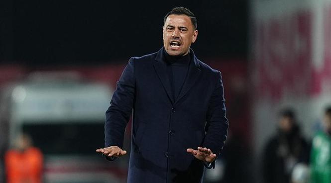 CANLI | Başakşehir - Fenerbahçe maçı Canlı Anlatım - Başakşehir - FB maçı kadrosu, skoru ve istatistikleri 19 CANLI | Başakşehir - Fenerbahçe maçı Canlı Anlatım - Başakşehir - FB maçı kadrosu, skoru ve istatistikleri- Futbol