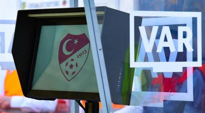 CANLI | Beşiktaş-Adana Demirspor (Süper Lig 35. hafta) 21 CANLI | Beşiktaş-Adana Demirspor (Süper Lig 35. hafta)- Futbol