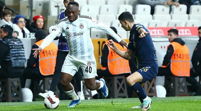 CANLI | Beşiktaş'ta Serdal Adalı, yeniden başkanlığa seçildi! 32 CANLI | Beşiktaş'ta Serdal Adalı, yeniden başkanlığa seçildi!- Futbol