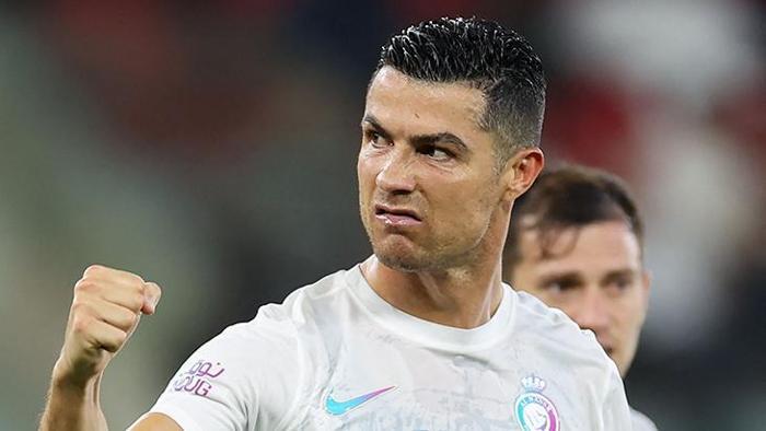 Cristiano Ronaldo, Türkiye'ye gelebilir! Süper Lig devi için İngilizlerden bomba iddia... 26 Cristiano Ronaldo, Türkiye'ye gelebilir! Süper Lig devi için İngilizlerden bomba iddia...- Futbol