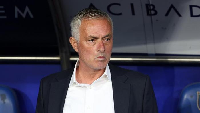 'Daha hızlı bir stoper gerekiyor dedim' Jose Mourinho'dan BBC'ye sürpriz itiraf: Harika bir başkan... 18 'Daha hızlı bir stoper gerekiyor dedim' Jose Mourinho'dan BBC'ye sürpriz itiraf: Harika bir başkan...- Futbol