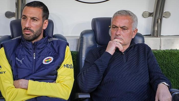 'Daha hızlı bir stoper gerekiyor dedim' Jose Mourinho'dan BBC'ye sürpriz itiraf: Harika bir başkan... 20 'Daha hızlı bir stoper gerekiyor dedim' Jose Mourinho'dan BBC'ye sürpriz itiraf: Harika bir başkan...- Futbol