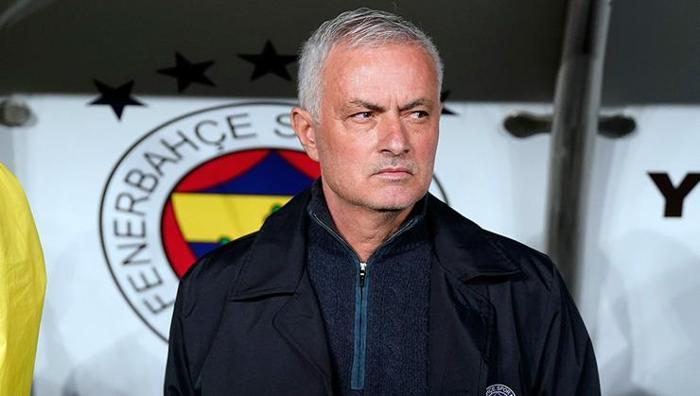 'Daha hızlı bir stoper gerekiyor dedim' Jose Mourinho'dan BBC'ye sürpriz itiraf: Harika bir başkan... 22 'Daha hızlı bir stoper gerekiyor dedim' Jose Mourinho'dan BBC'ye sürpriz itiraf: Harika bir başkan...- Futbol