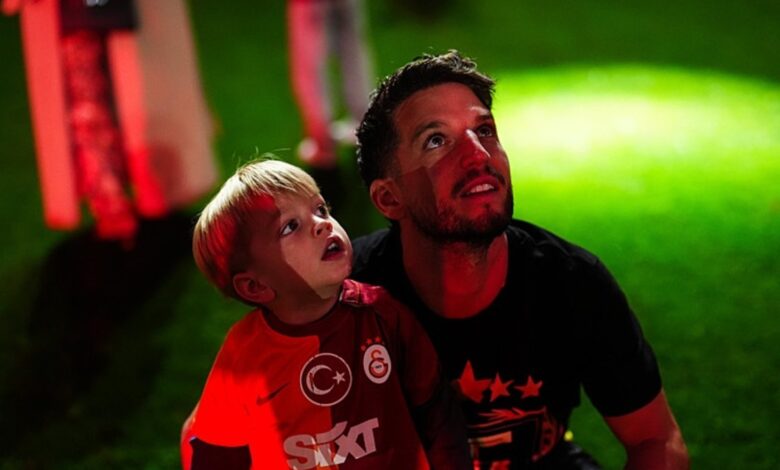 Dries Mertens'ten ayrılık açıklaması: Bu biraz üzücü ama... 11 Dries Mertens'ten ayrılık açıklaması: Bu biraz üzücü ama...- Futbol