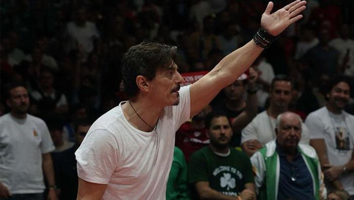 EuroLeague Final Four'da skandal görüntüler! Panathinaikos başkanından flaş hareket 20 EuroLeague Final Four'da skandal görüntüler! Panathinaikos başkanından flaş hareket- Ligler